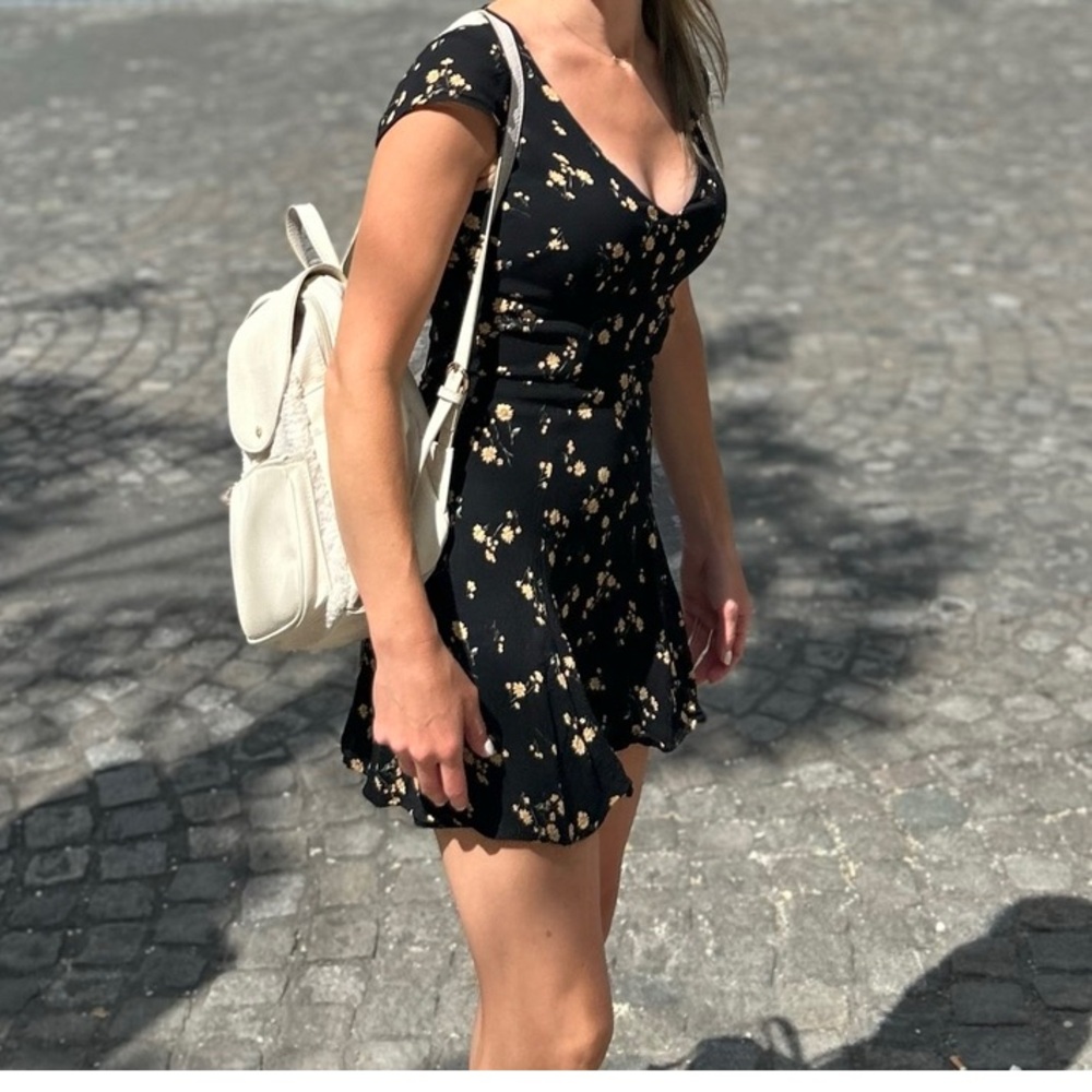 Reformation floral dress black, XS